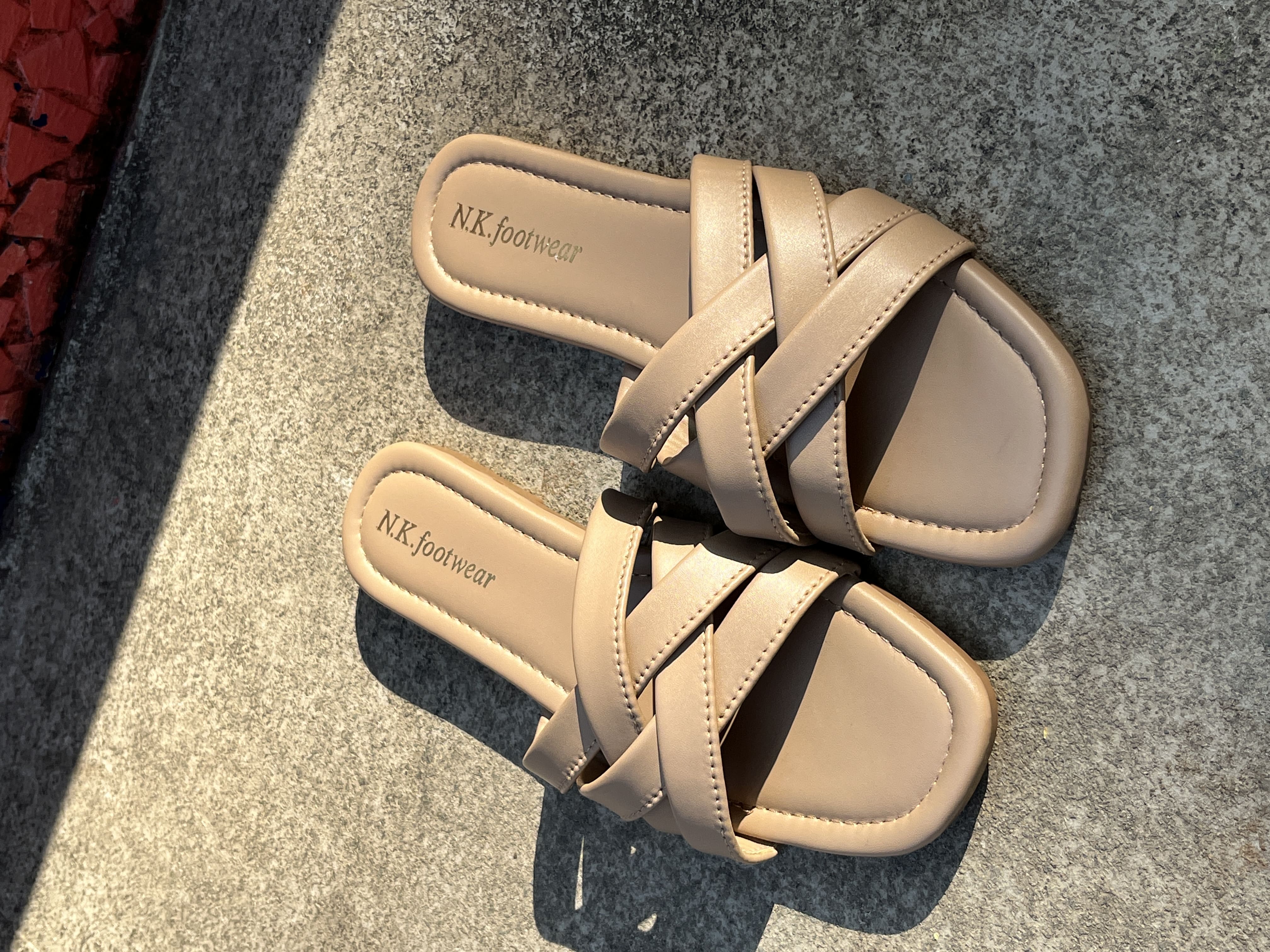 Brown zig zag Flat slip ons 